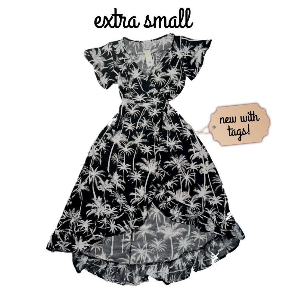 Francesca’s Maddie Palm Tree Wrap Midi Dress